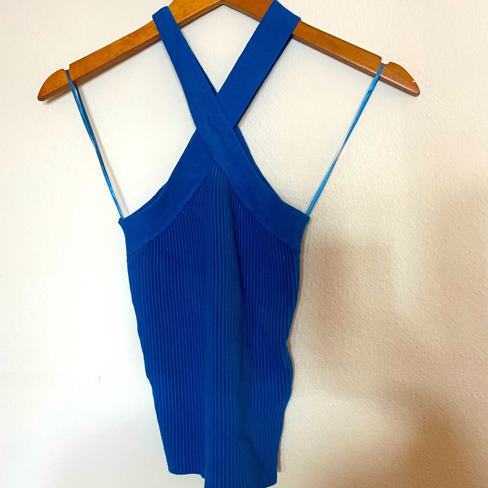 House of Harlo 1960 blue crop tank - the perfect summer tank